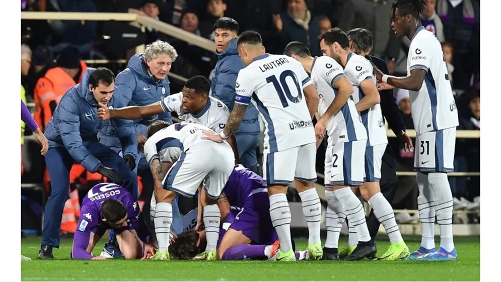 سقوط لاعب مغشيا عليه يوقف مباراة فيورنتينا وإنتر