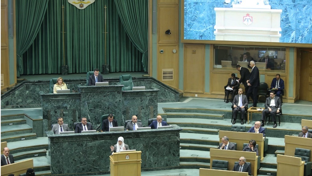 النواب يقدمون أوراق اعتمادهم بخطابات غلبت عليها الخدماتية.. والحكومة تدون الملاحظات