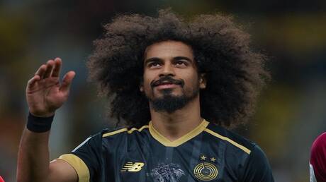 قاهر النصر.. القطري أكرم عفيف يعلق على إمكانية استضافة السعودية لكأس العالم 2034