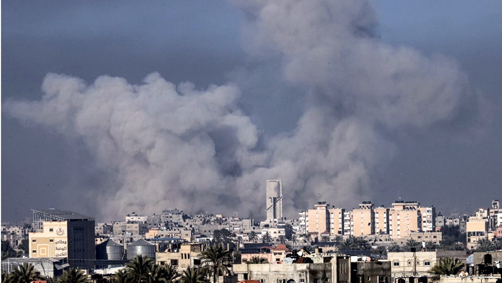 جيش الاحتلال يحرق النازحين أحياء في جنوب غزة
