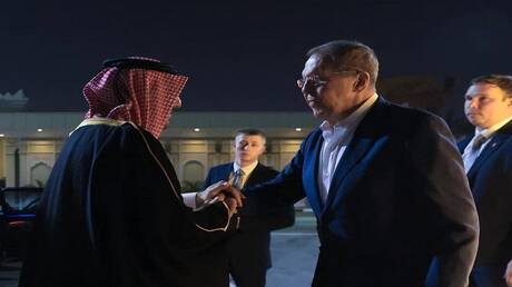 لافروف يناقش في الدوحة "اللعبة المعقدة" في سوريا