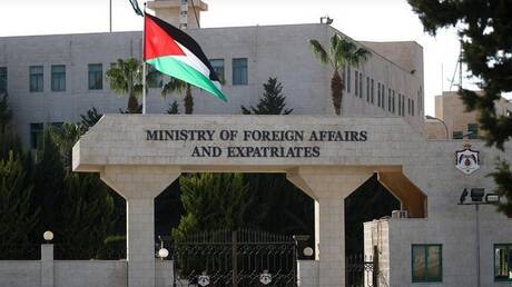 الأردن يرحب بقرار الحكومة السورية وقف إطلاق النار في السويداء