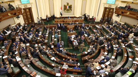 مصر.. زعيم حزب اشتراكي يهاجم نظام الانتخابات: النجاح لمن يدفع أكثر