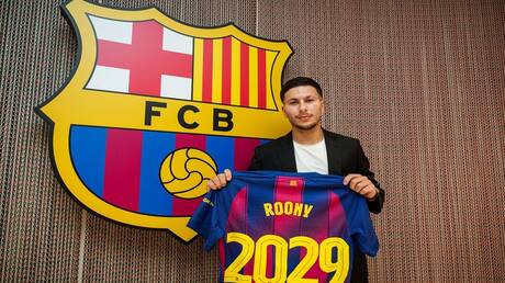 برشلونة يسعى لضم لاعب من أصول سورية للم شمله مع شقيقه