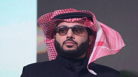 ضجة عل مواقع التواصل بعد إعلان تركي آل الشيخ مشاركة فنانين سعودي وسوري في موسم الرياض