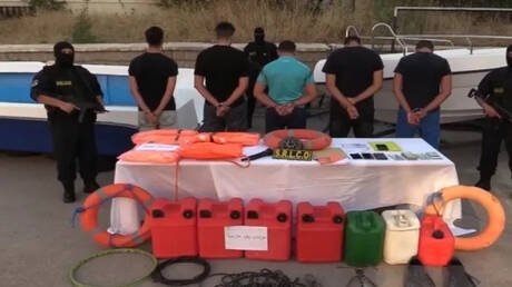 الجزائر.. تفكيك شبكة إجرامية دولية لتهريب المهاجرين غير الشرعيين