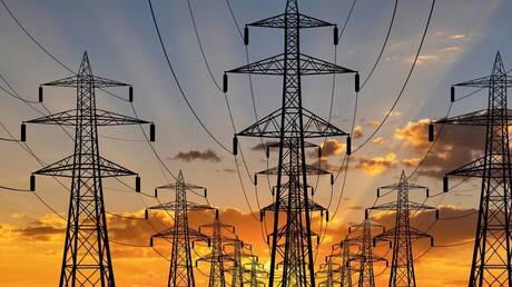 مصر تخطط لتصدير الكهرباء إلى سوريا والعراق ولبنان عبر الأدرن