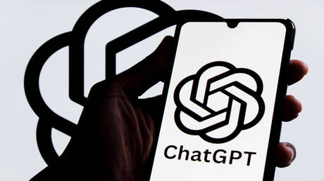زوجان يرفعان دعوى قضائية ضد "OpenAI" متهمين "ChatGPT" بالتسبب بانتحار ابنهما